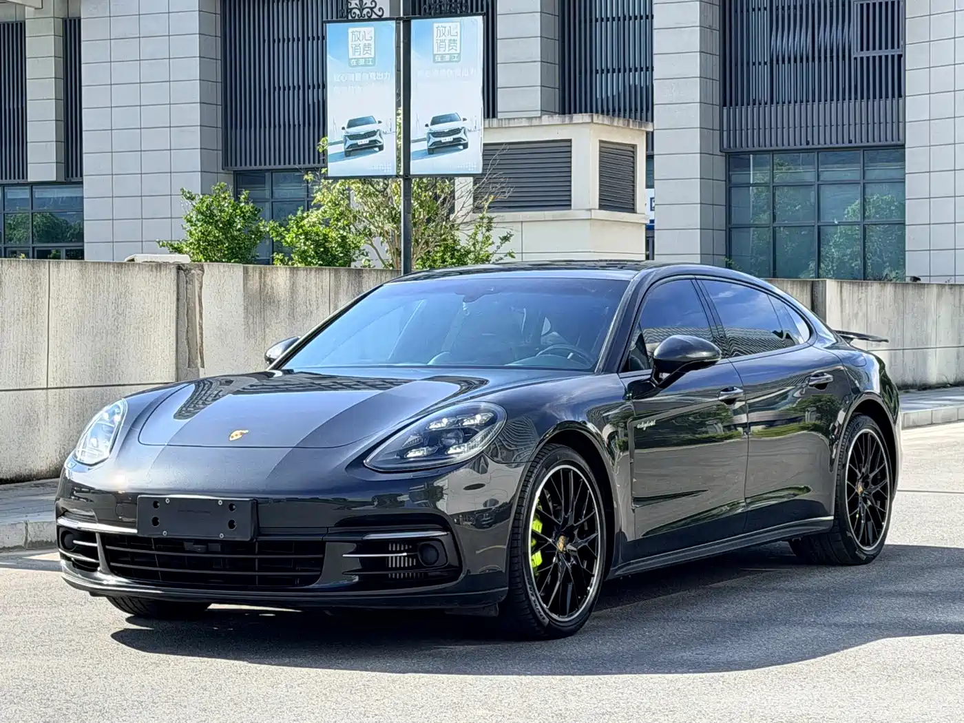 Porsche Panamera New Energy 2019 2017 Panamera 4 E-Hybrid Executive Long Wheelbase 2.9T