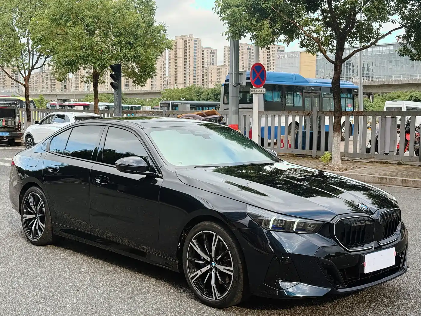BMW 5 Series (Import)