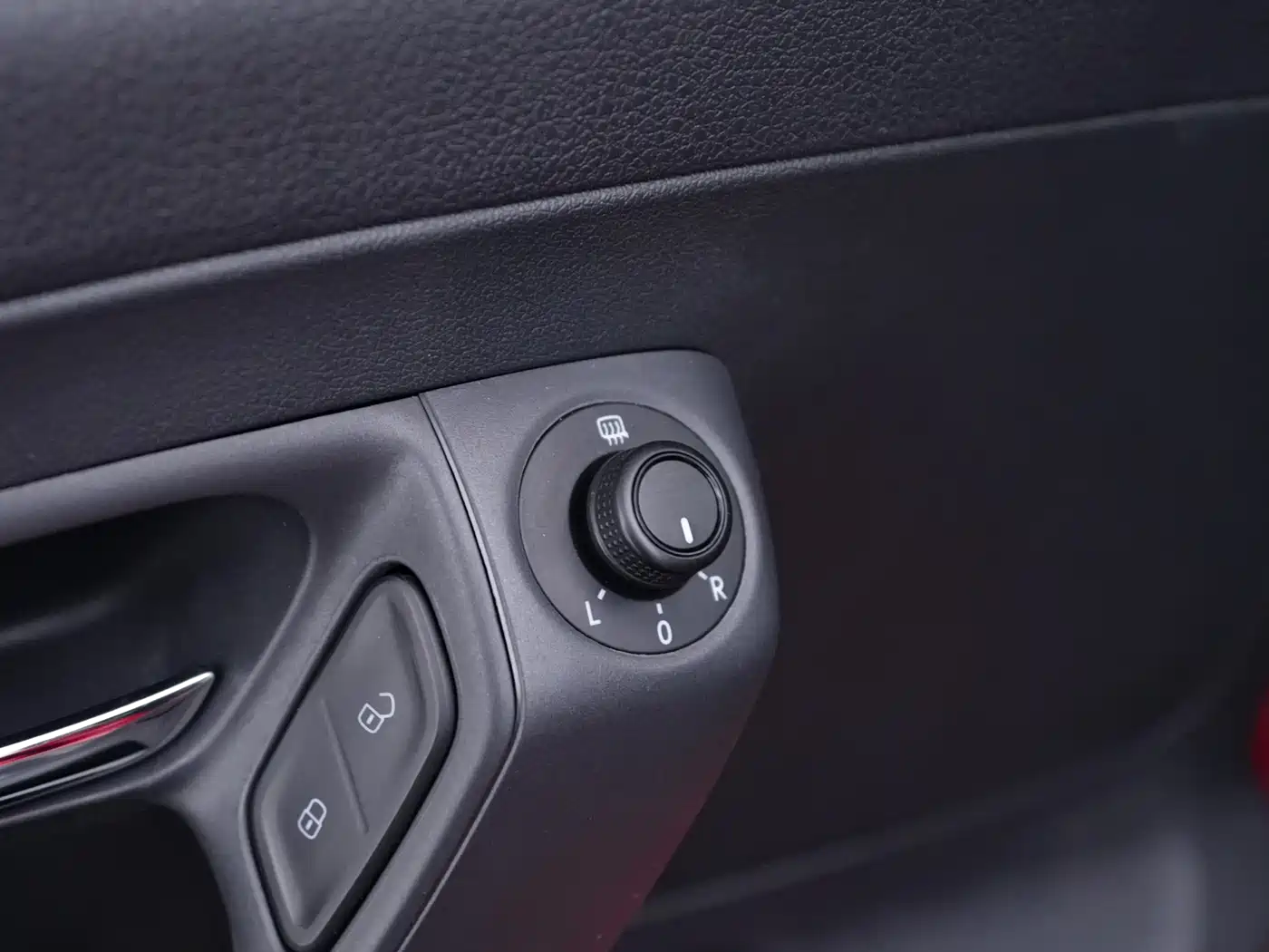 Volkswagen Polo 2016 1.4L Automatic Trend фото 11