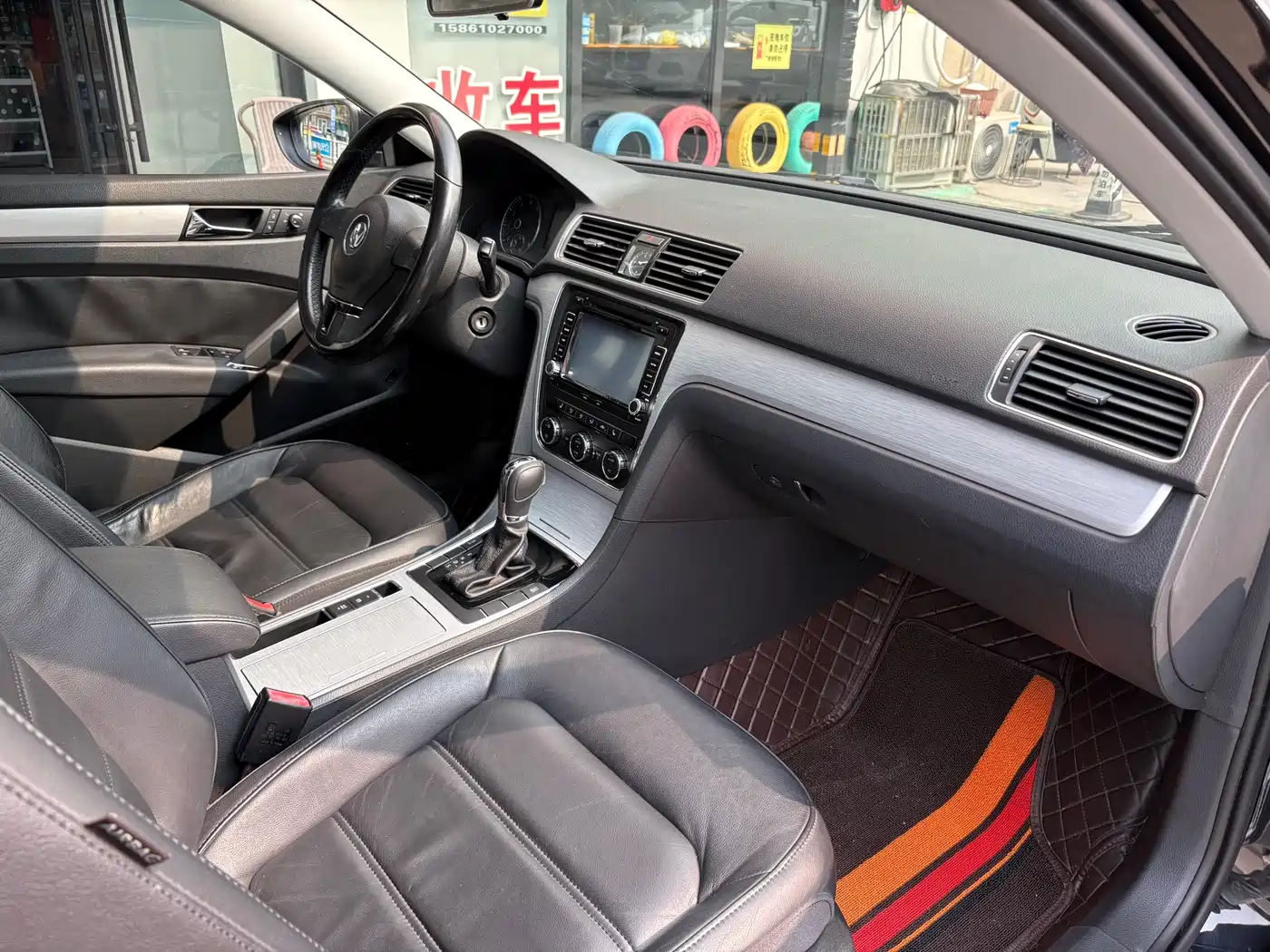 Volkswagen Passat 2014 1.8TSI DSG Luxury Edition фото 6