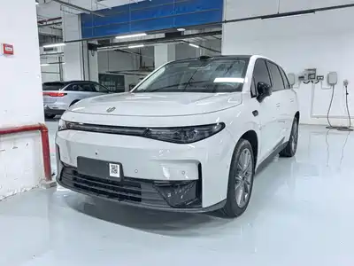 Leapmotor C10