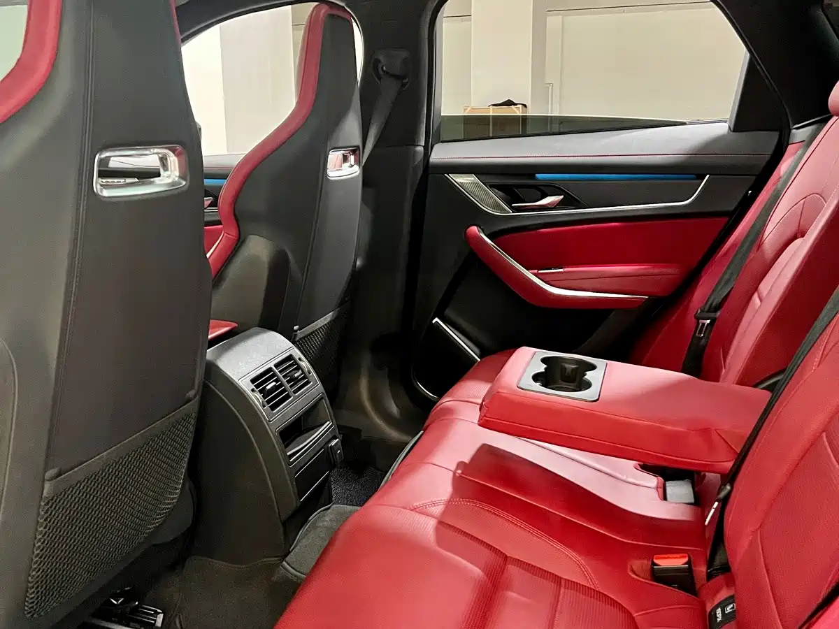 Jaguar F-PACE 2023 2024 P400 SPORT