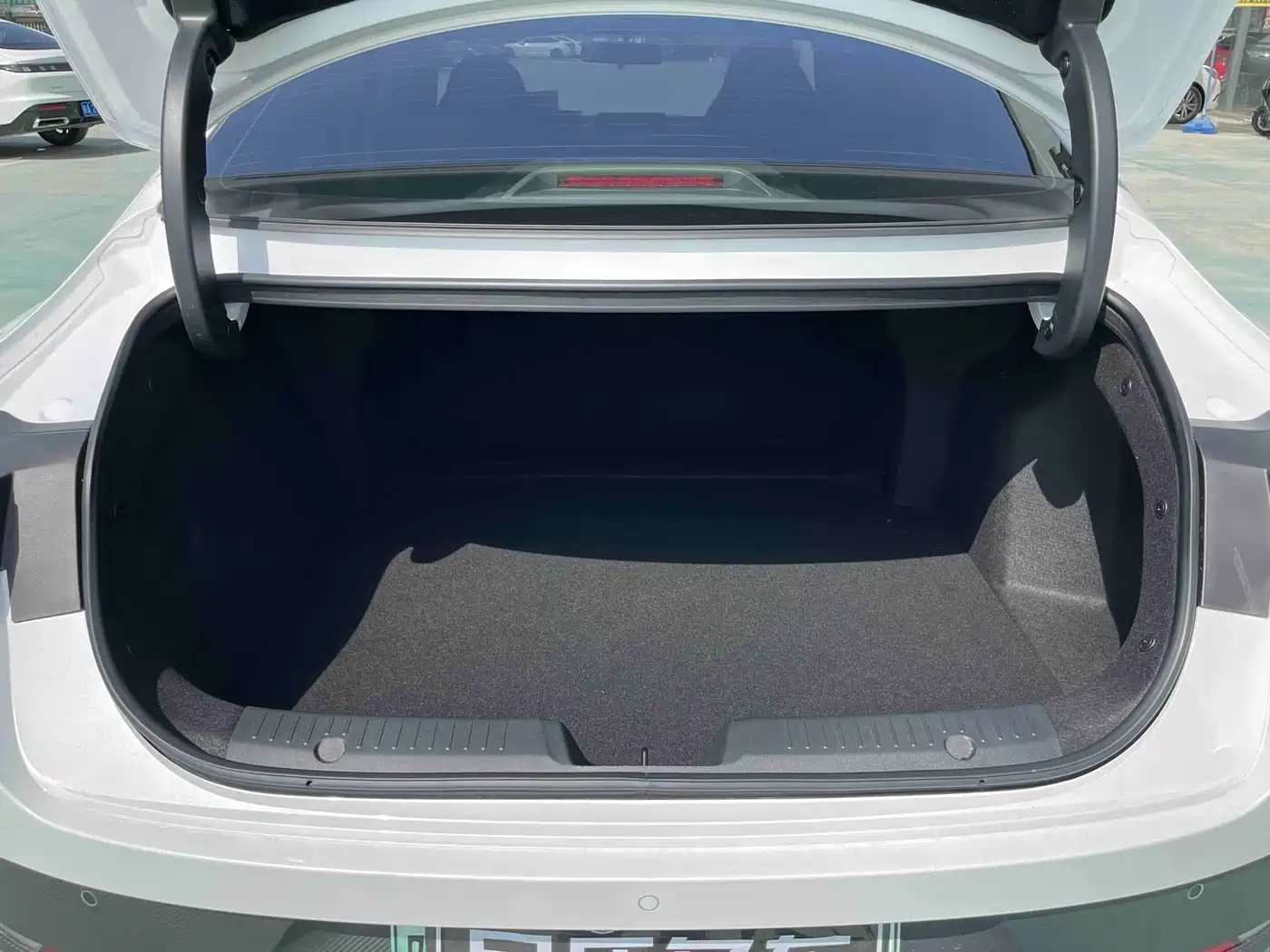 Changan Eado PHEV 2026 2025 Smart New Blue Whale 145KM Battleship Edition