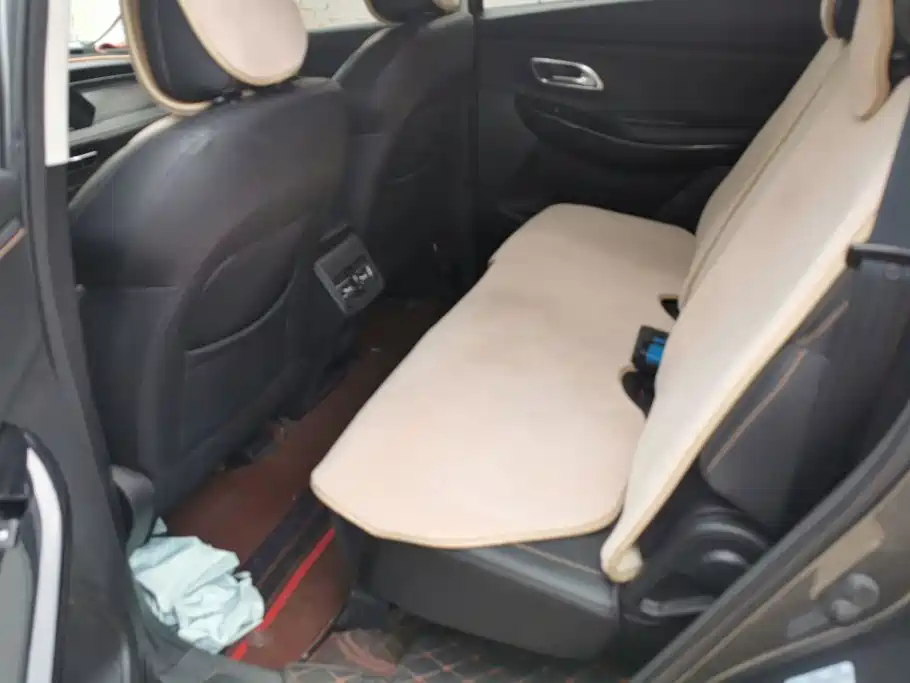 Changan Oshan X7 PLUS 2023 2023 Enjoy Edition 1.5T Auto Premium 7-Seater