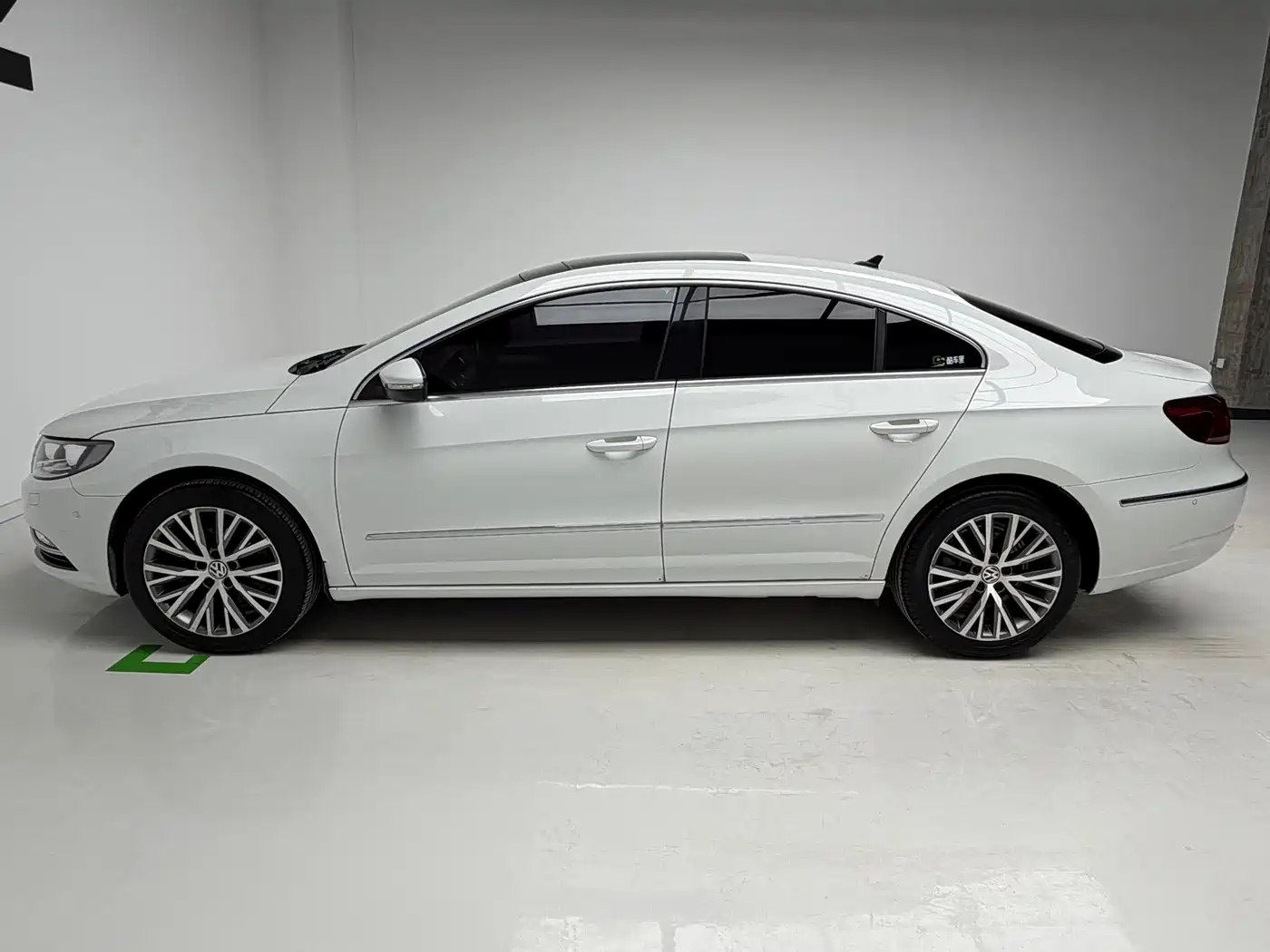 Volkswagen FAW-Volkswagen CC 2018 1.8TSI Luxury фото 9