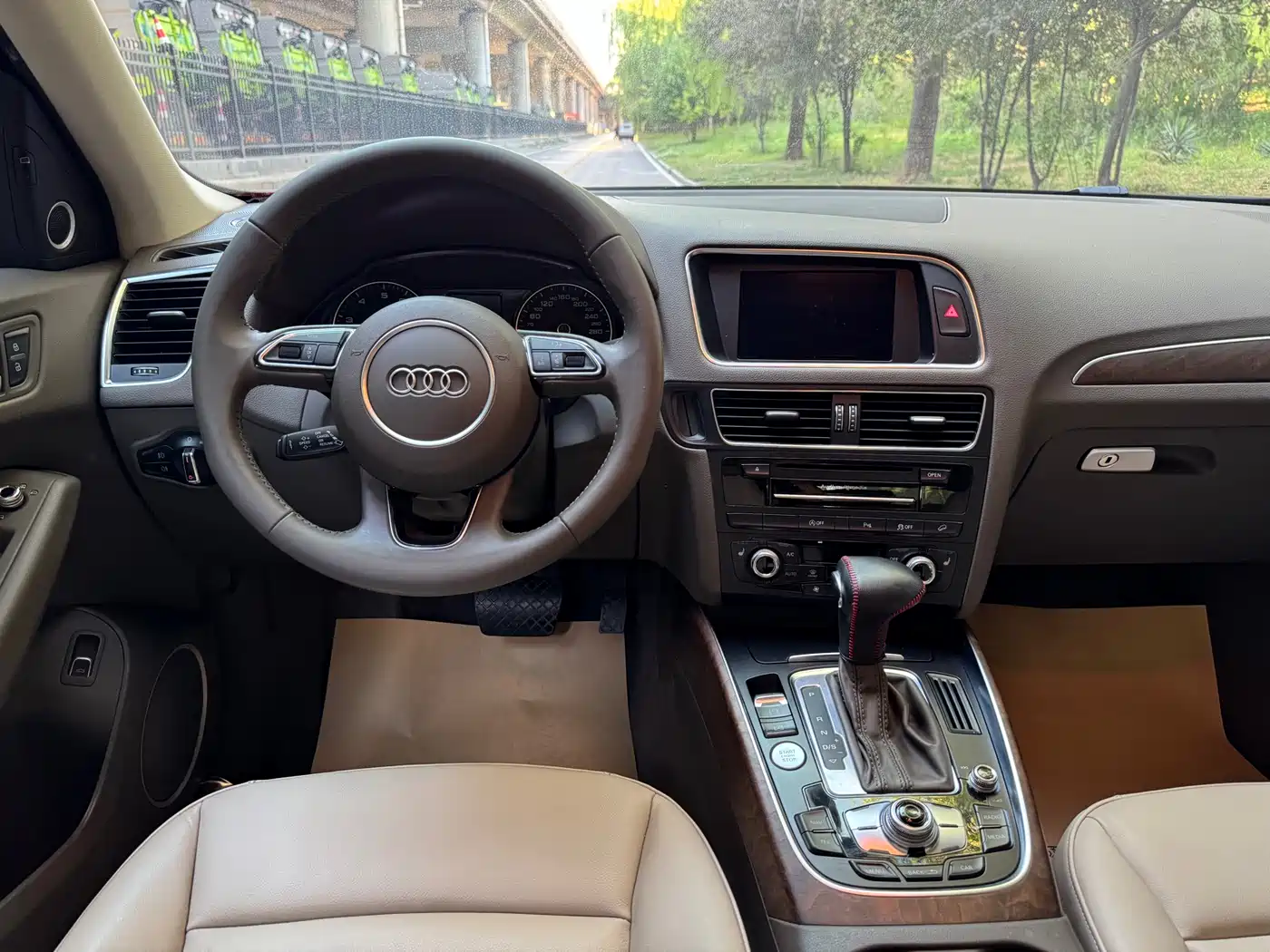 Audi Q5 2015 40 TFSI Comfort фото 4