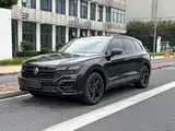 Фото 1 - Volkswagen Touareg