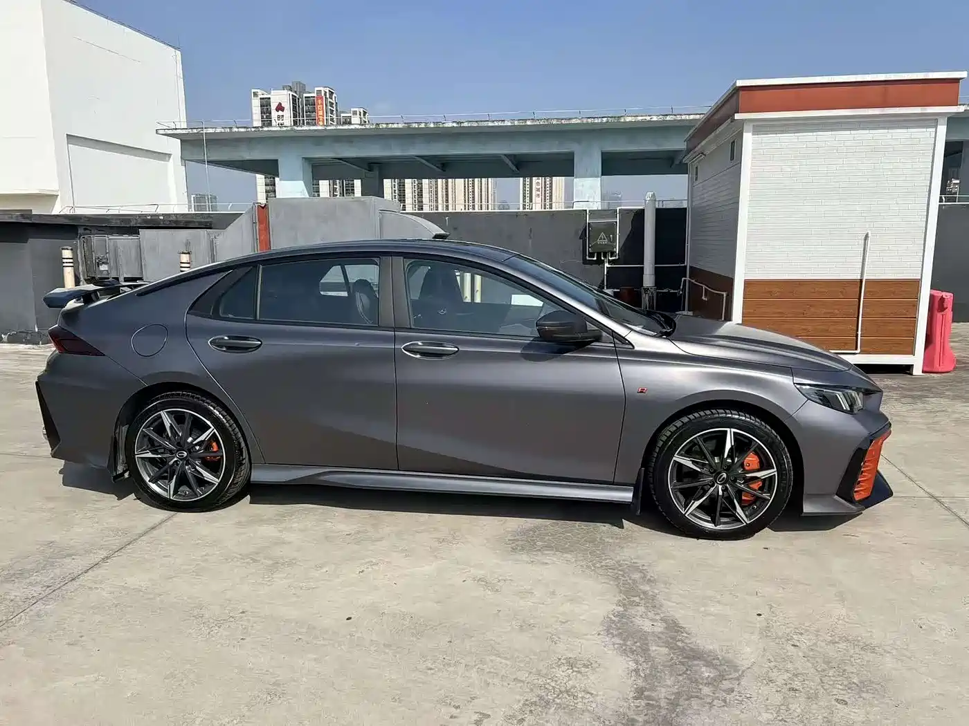GAC Trumpchi Trumpchi Emkoo 2023 400T Auto R MAX фото 4