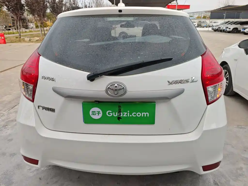Toyota YARiS L Zhi Xuan 2014 2014 1.5G Automatic Dynamic Edition