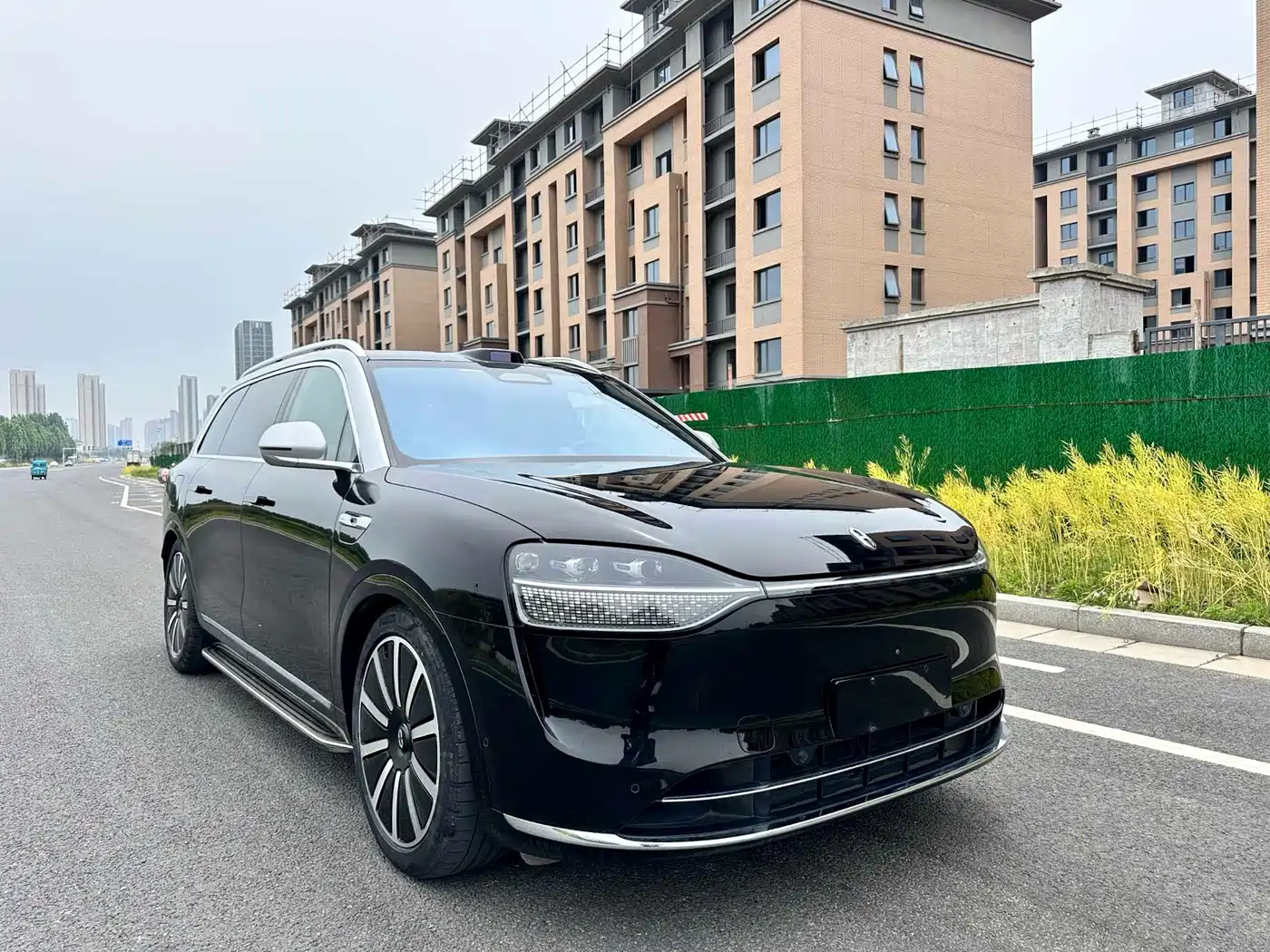 AITO Wenjie AITO M9 2024 Extended Range Ultra 42kWh 6-Seater фото 3