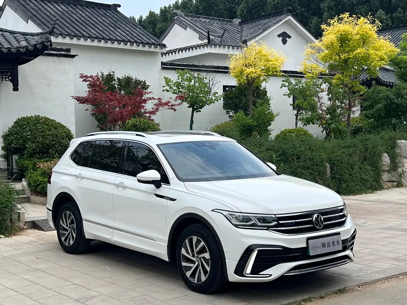 Volkswagen Tiguan L PHEV 2022 430PHEV Plug-in Hybrid Flagship Edition фото 3