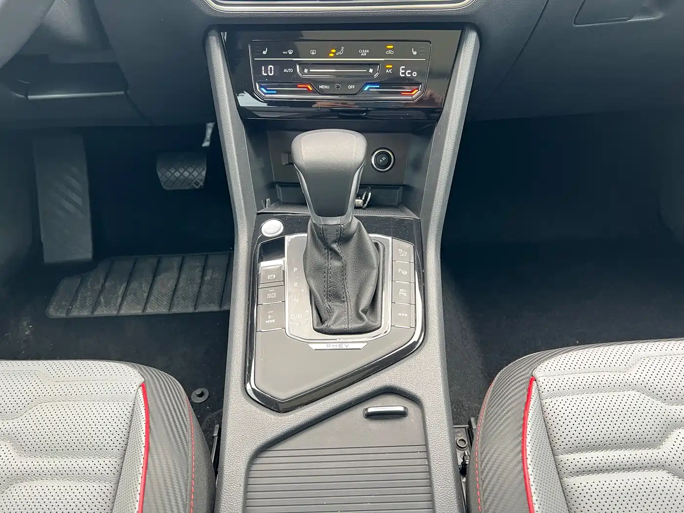 Volkswagen Tiguan L PHEV 2022 430PHEV Plug-in Hybrid Flagship Edition фото 11