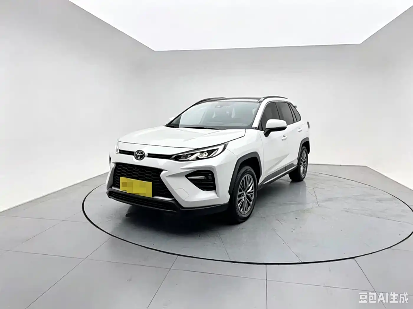 Toyota Wildlander 2024 2023 2.0L CVT FWD Luxury PLUS