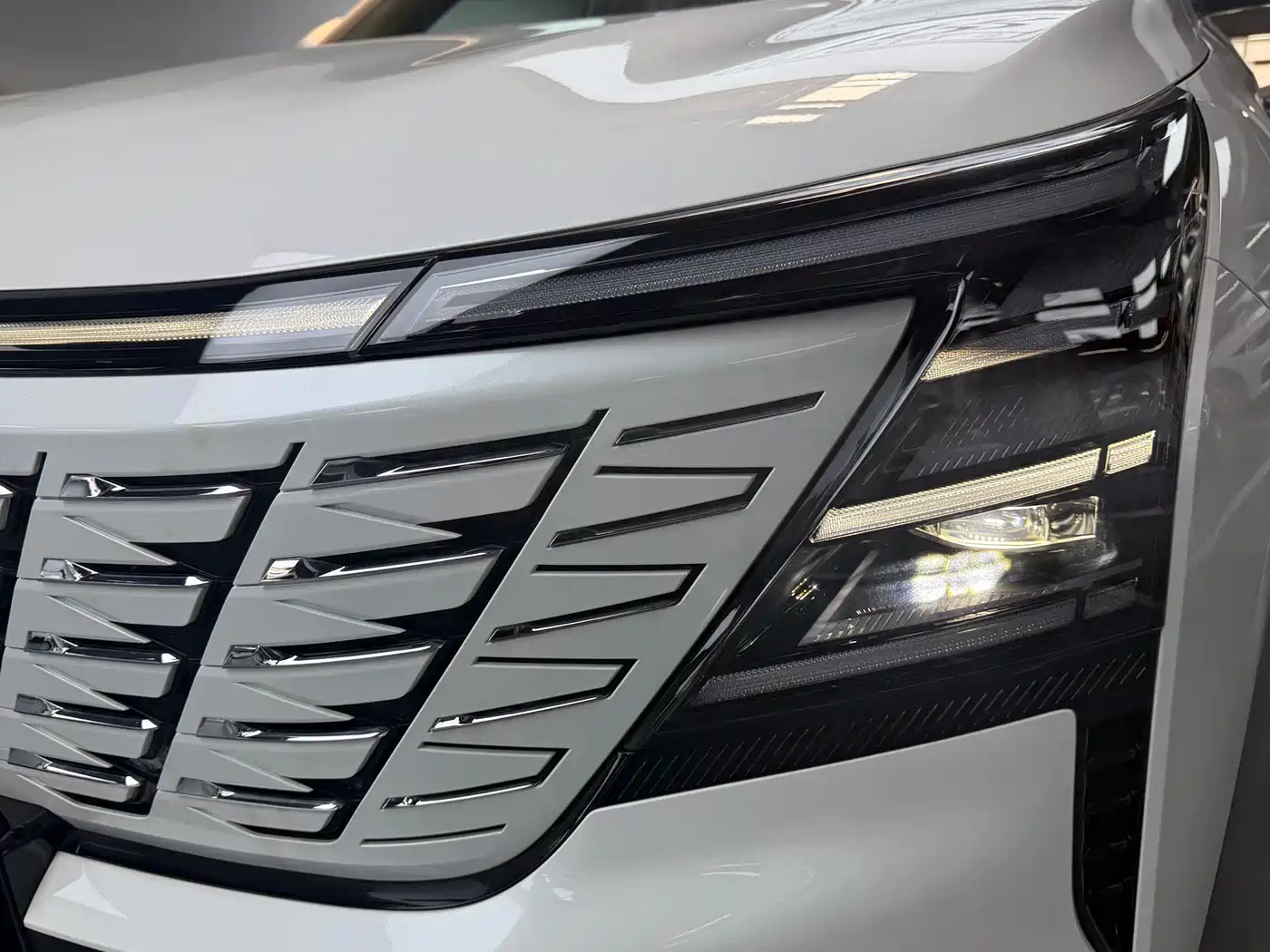 Changan CS75 PLUS 2025 4th Gen 1.5T New Blue Whale Smart Flagship фото 6