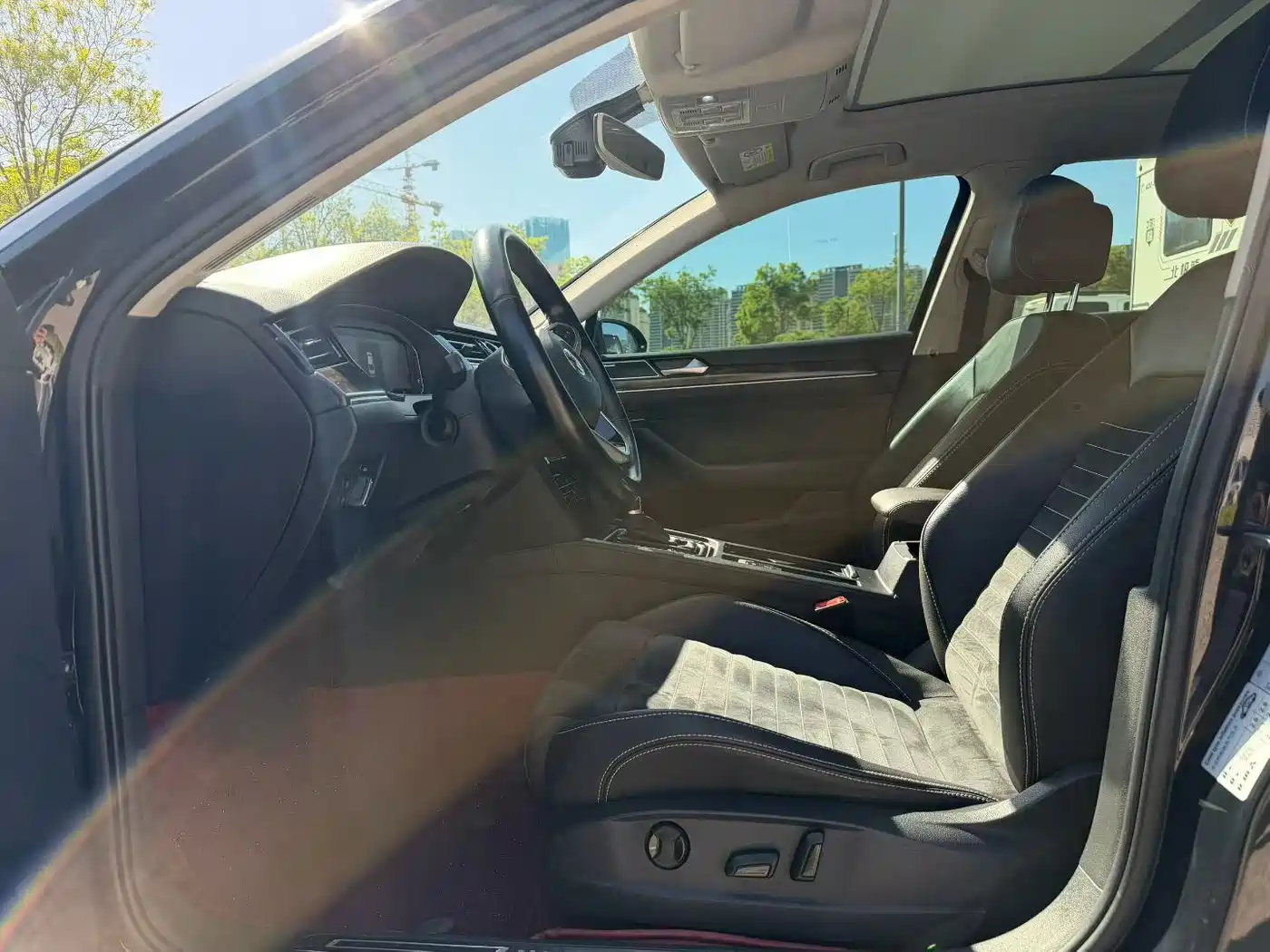 Volkswagen Magotan 2020 330TSI DSG Luxury фото 9