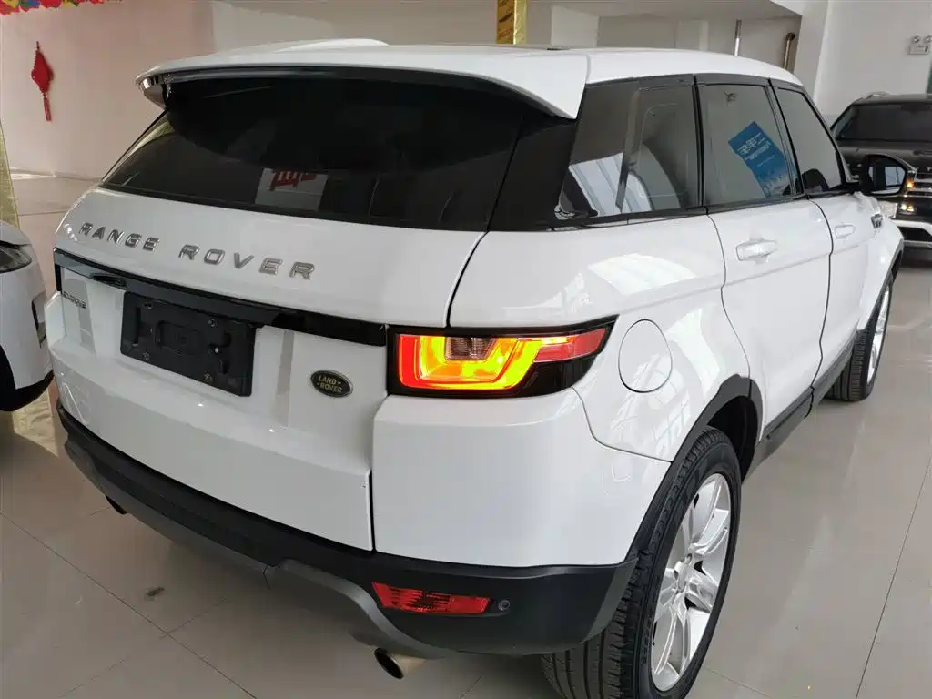 Land Rover Range Rover Evoque 2016 2.0T SE PLUS ZhiXiang фото 5