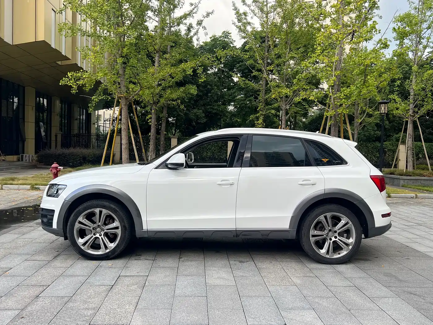 Audi Q5 (Import) 2011 2010 3.2FSI Sport