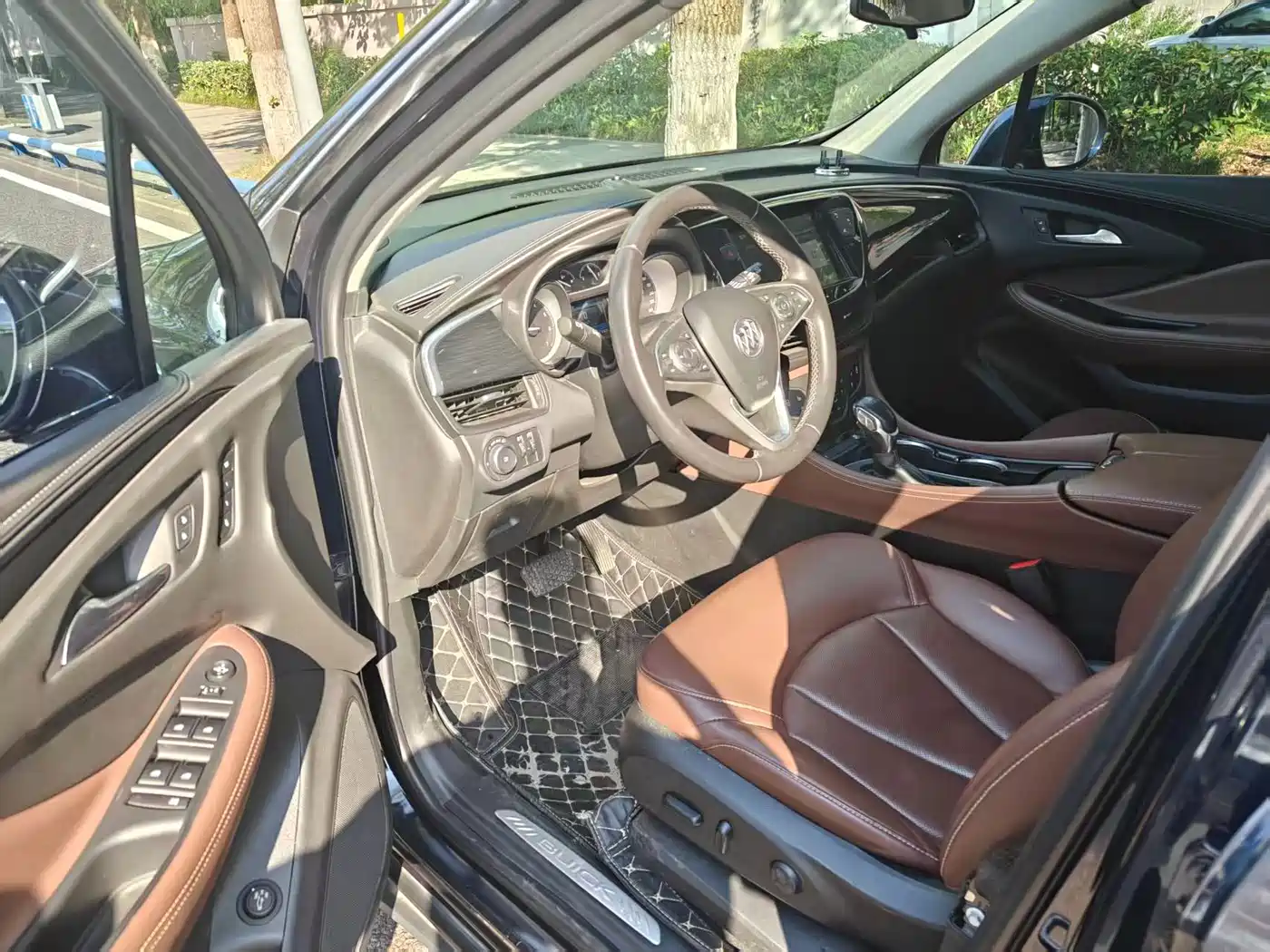 Фото 4 - Buick Envision Plus