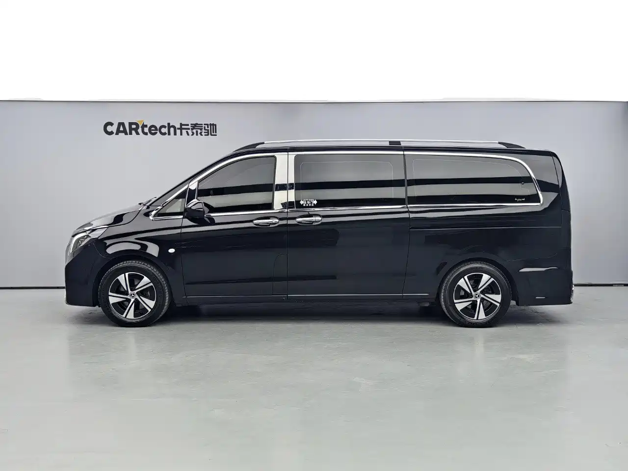 Mercedes-Benz Vito 2021 2.0T Business Edition 7-seater фото 2