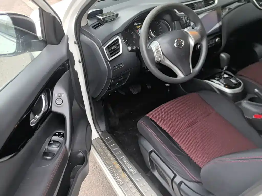 Фото 16 - Nissan Qashqai