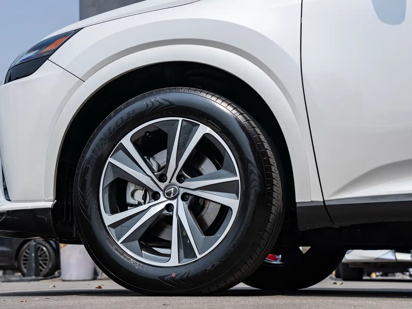Photo 8 - Lexus RX