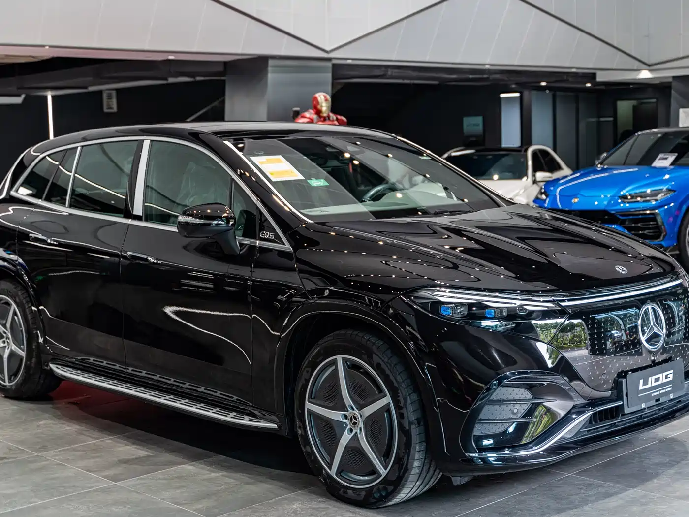 Mercedes-Benz EQS 2025 Model 500 4MATIC фото 8