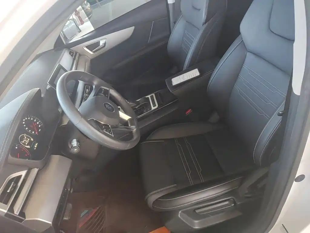 BYD Qin 2020 2019 1.5L Automatic Luxury Edition
