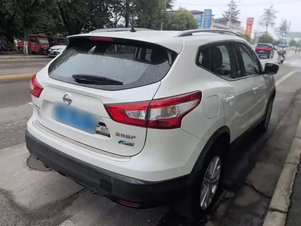 Фото 7 - Nissan Qashqai
