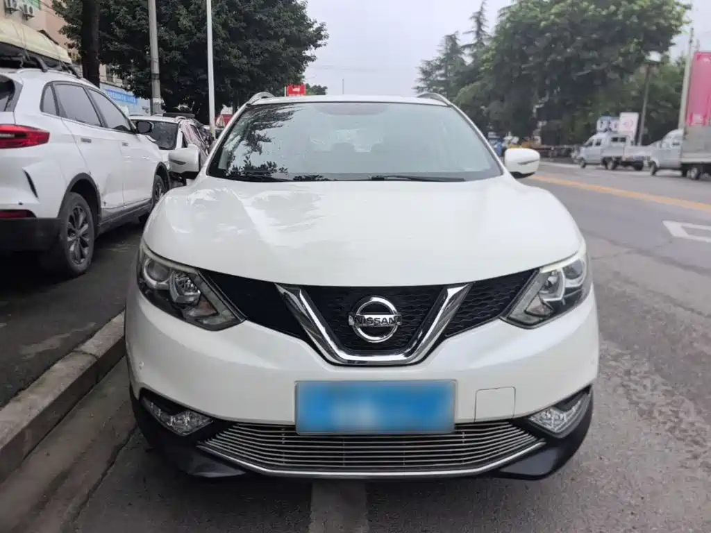 Фото 3 - Nissan Qashqai