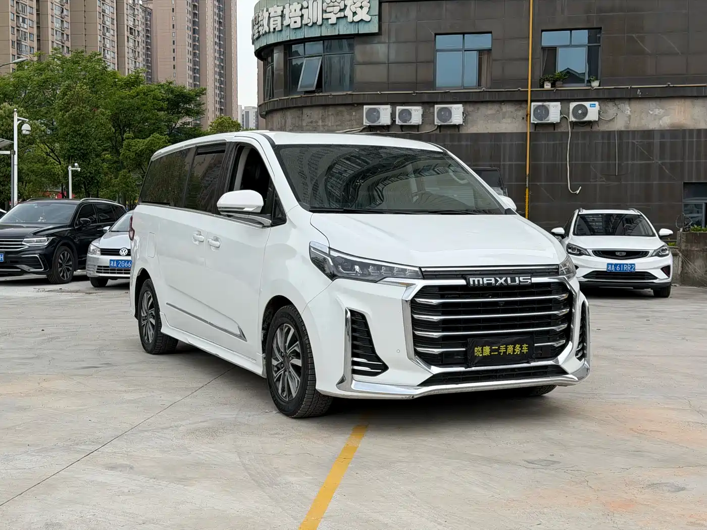 SAIC Maxus Maxus G20 2021 PLUS 2.0T Diesel Automatic Luxury Edition фото 3