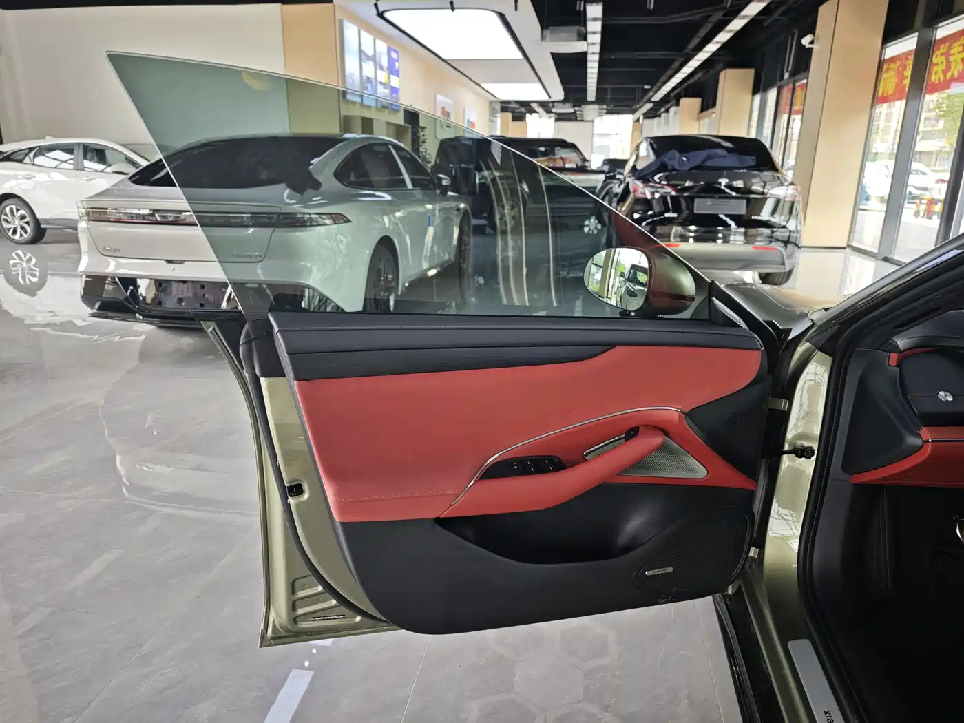 Xiaomi Auto Xiaomi SU7 2024 AWD Extended Range Advanced Smart Driving Max Edition фото 13