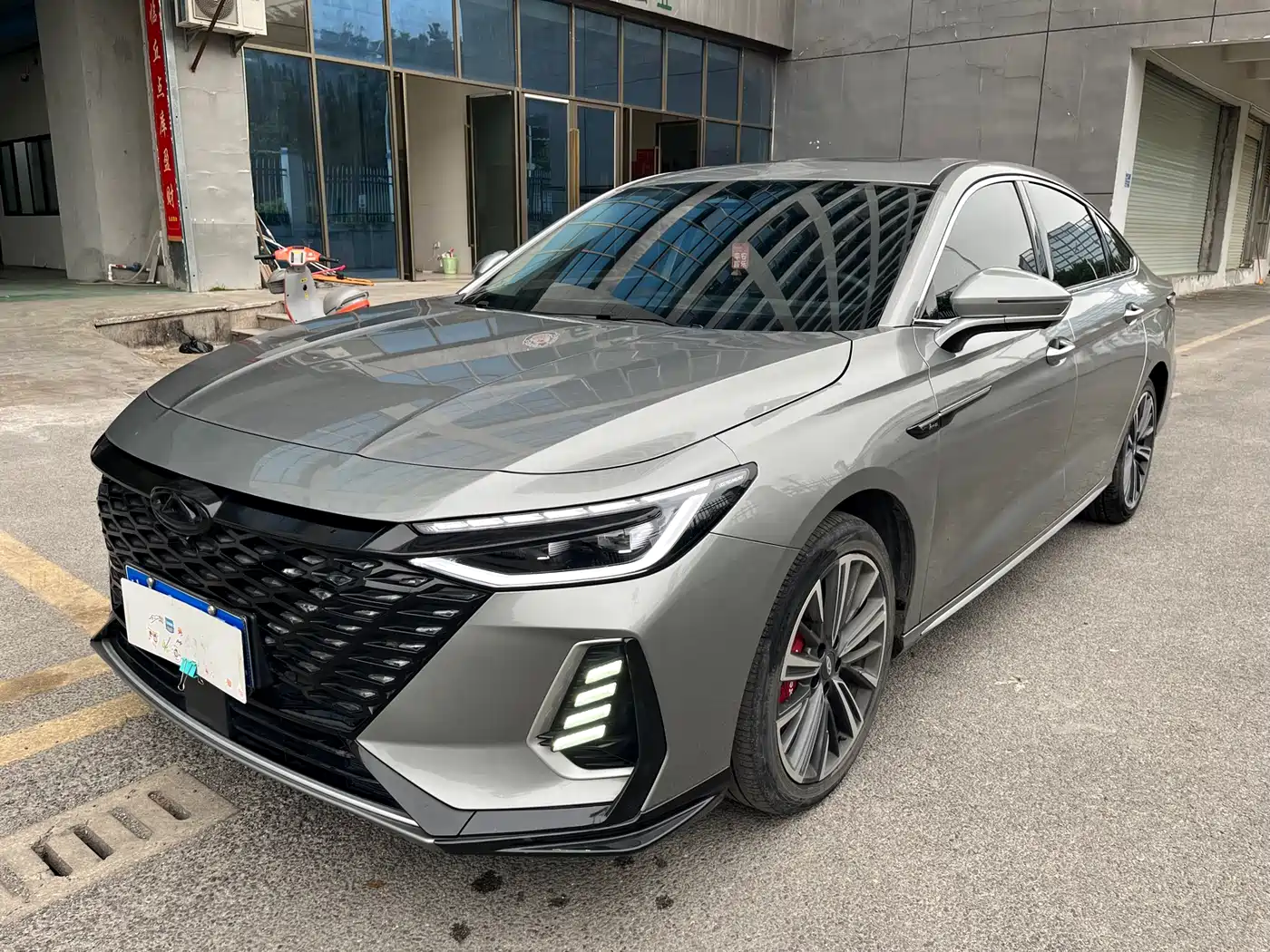 chery arrizo-8