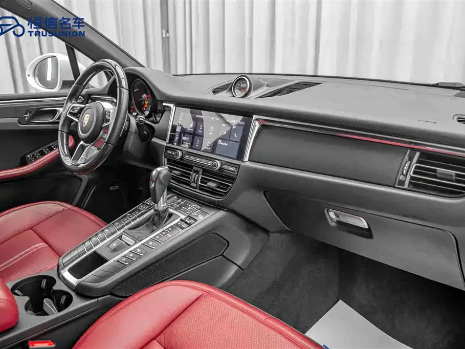 Porsche Macan 2021 Macan 2.0T фото 14