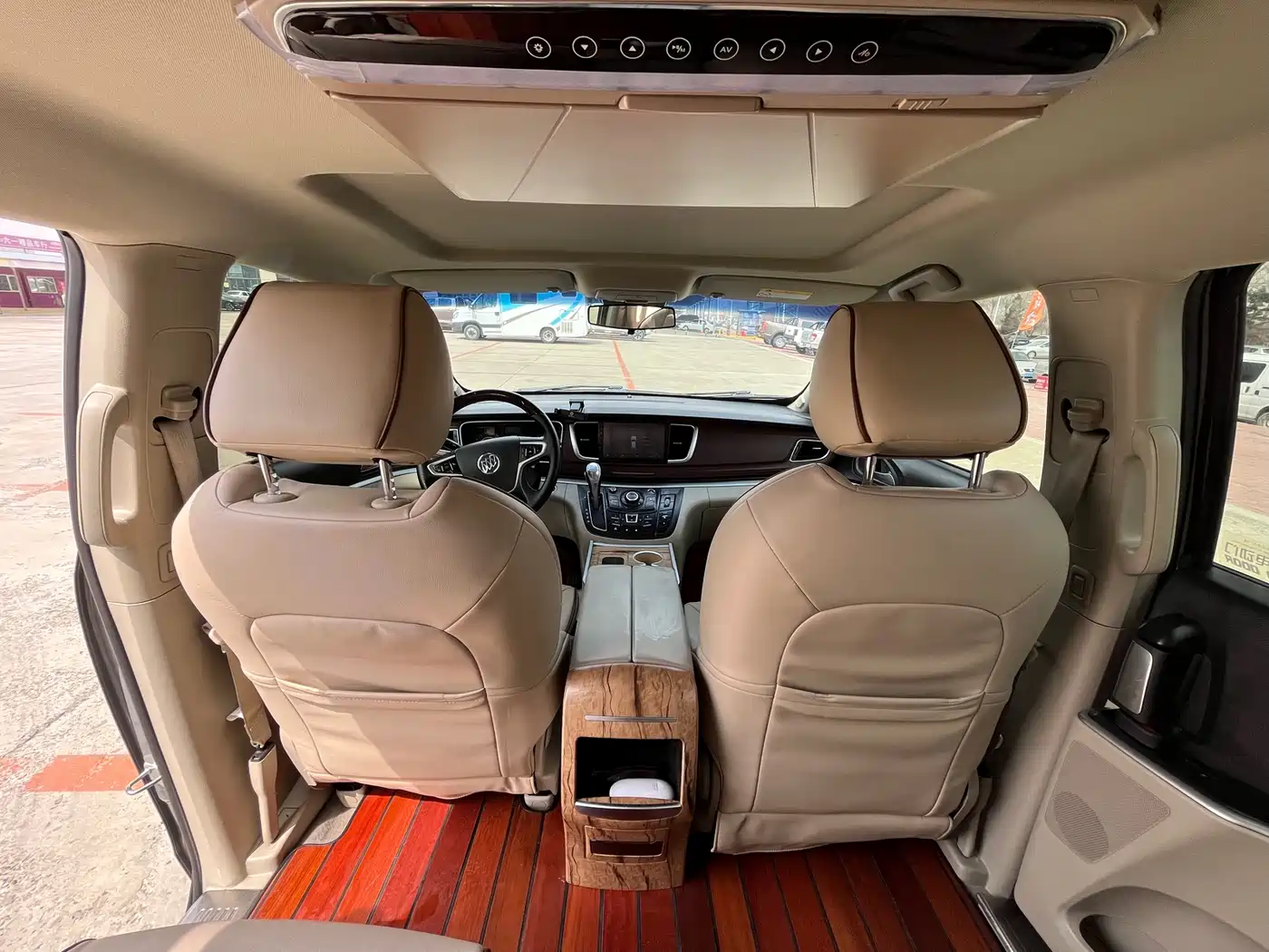 Buick GL8 2018 28T Comfort China VI фото 9