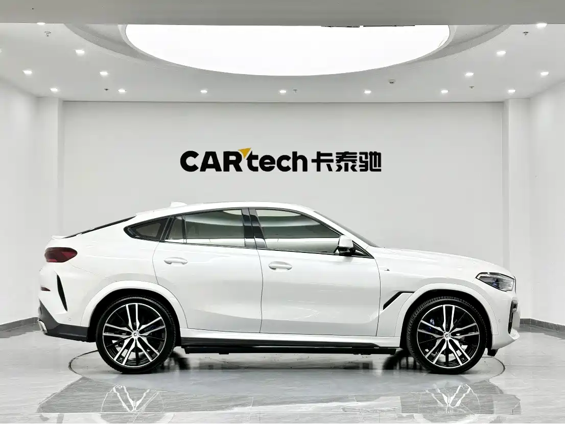 BMW X6 2022 Facelift xDrive40i Exclusive M Sport Package фото 4