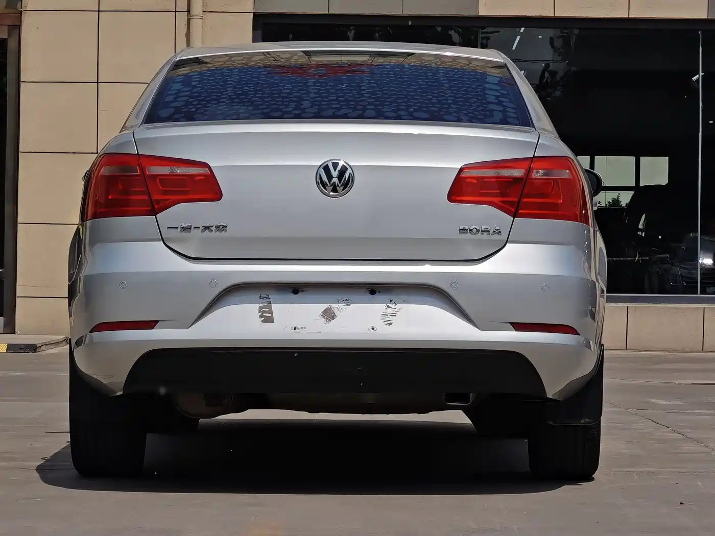 Volkswagen Bora 2014 1.6L Automatic Comfort Edition фото 6