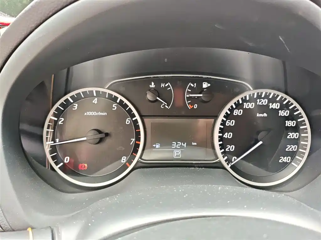 Nissan SYLPHY, миниатюра 4