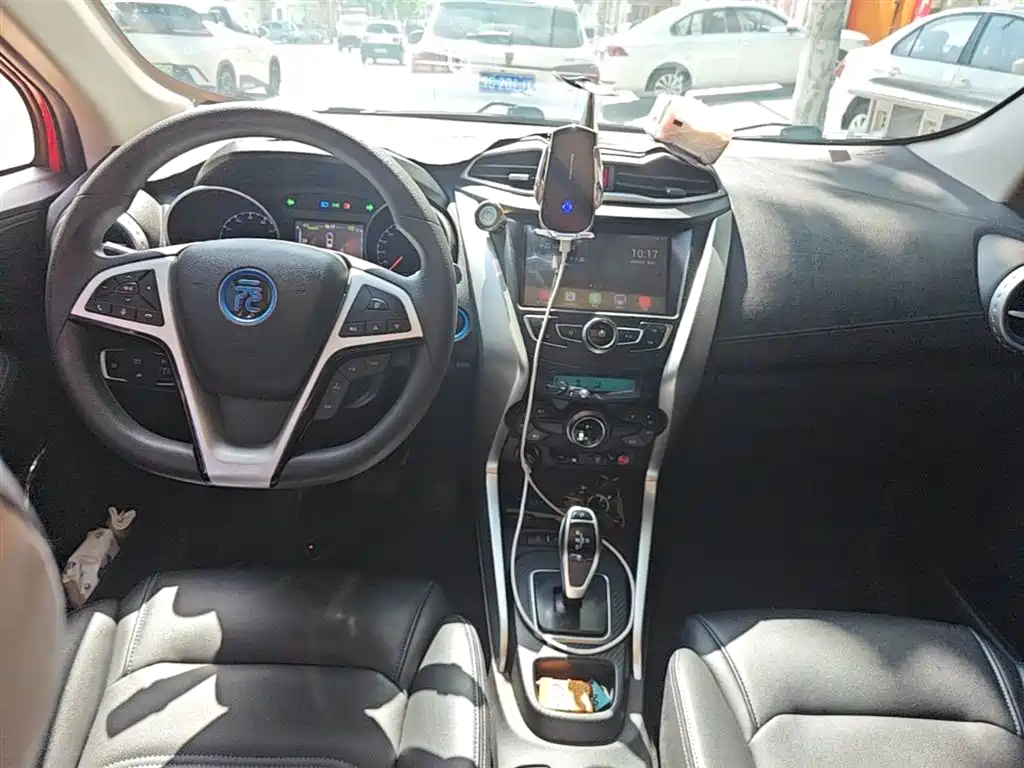 BYD Yuan New Energy 2019 EV360 Smart Connect Premium Edition фото 10