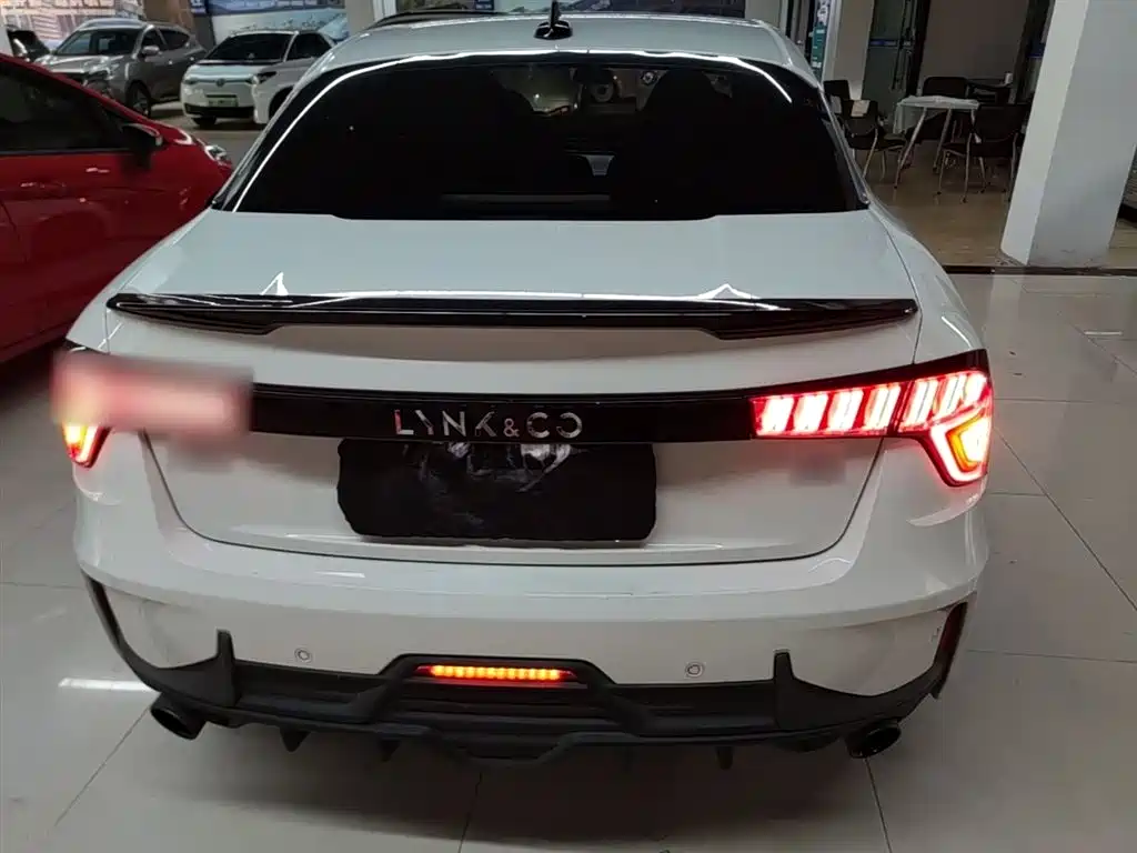 Lynk & Co 03 2018 1.5TD DCT Sport (China V) фото 6