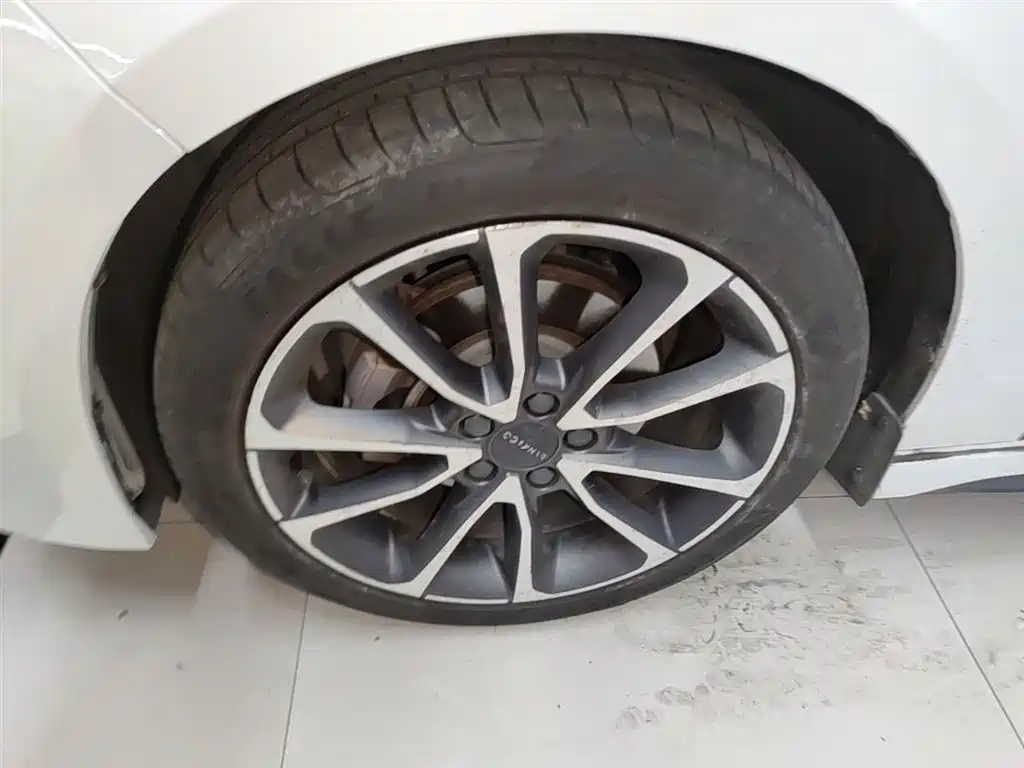 Lynk & Co 03 2018 1.5TD DCT Sport (China V) фото 23