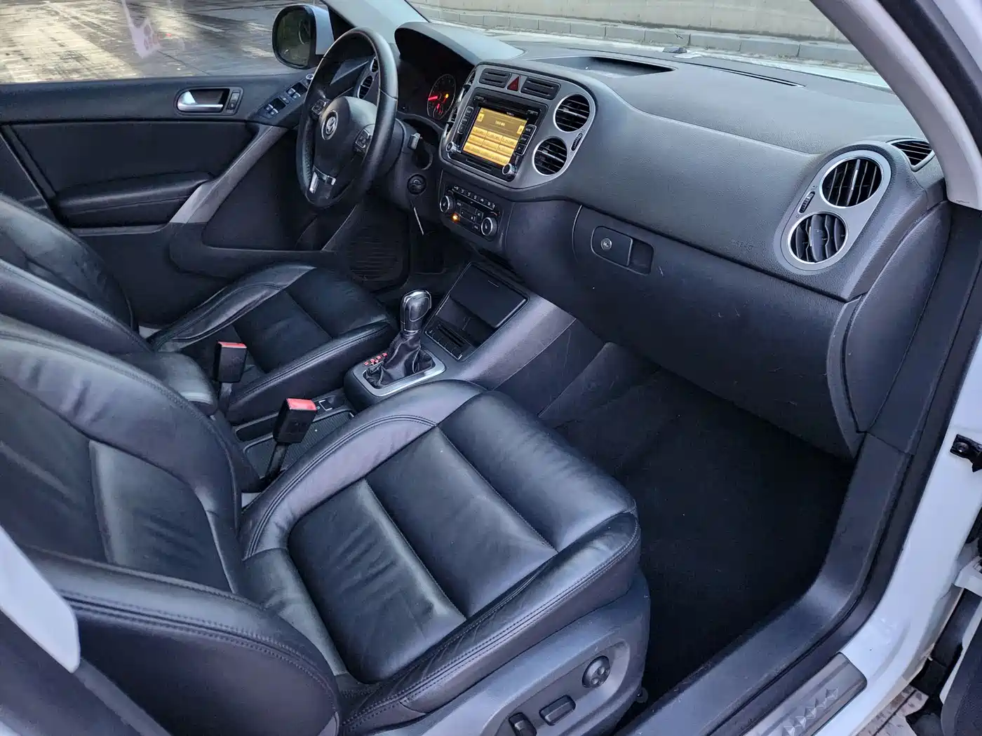 Volkswagen Tiguan 2013 1.8TSI Auto 4WD Luxury фото 24