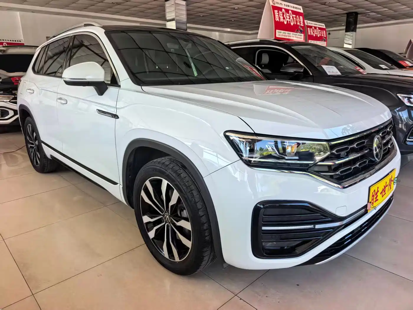 Volkswagen Tayron 2022 380TSI 4WD R-Line Smart Connect Edition фото 3