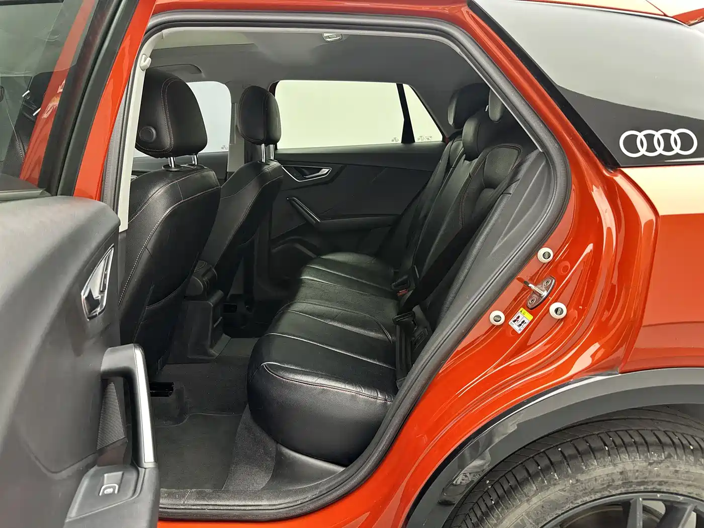 Audi Q2L 2018 35 TFSI Launch Exclusive Edition China VI фото 14