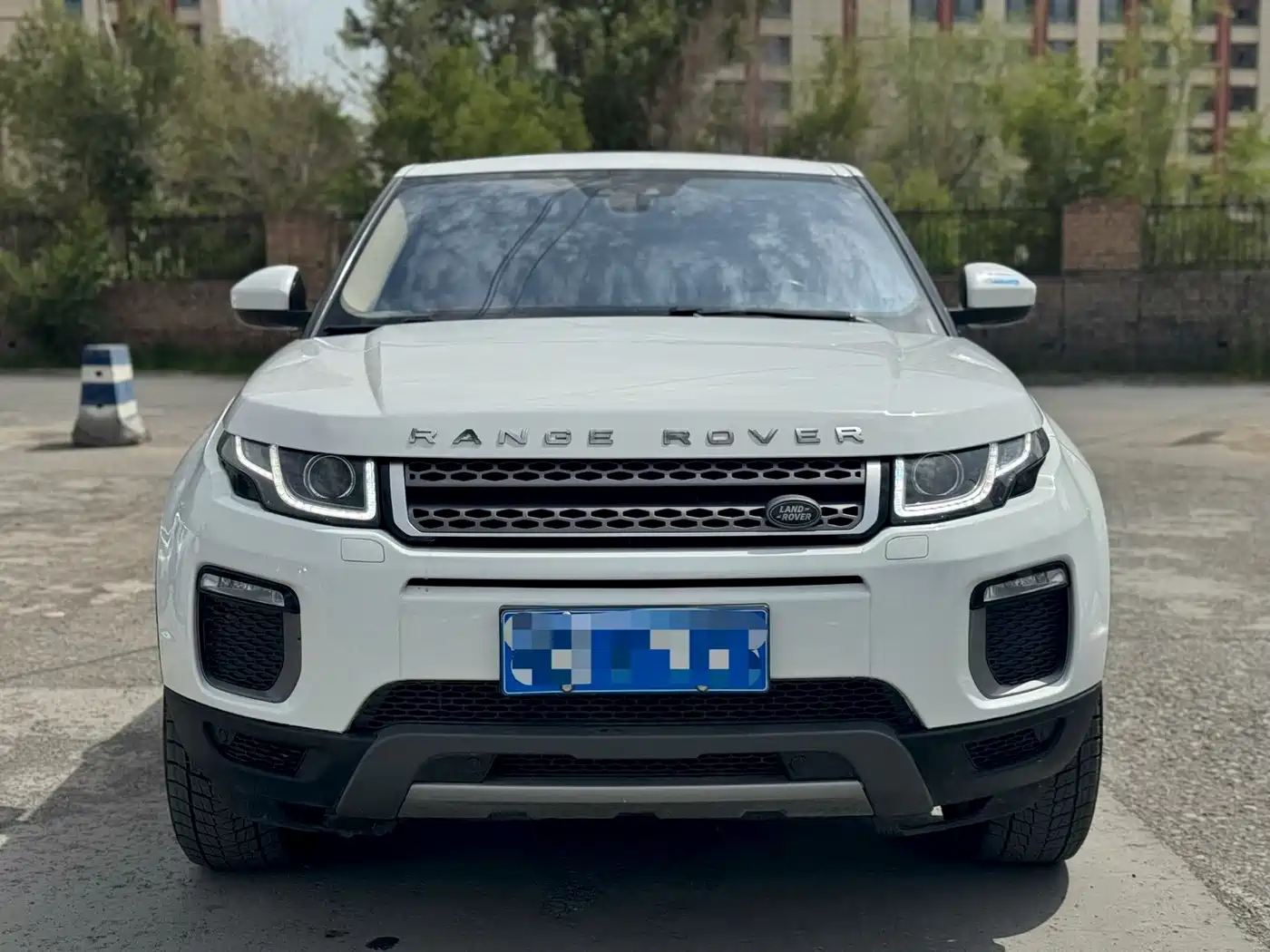 Land Rover Range Rover Evoque 2016 2.0T SE ZhiYao фото 2