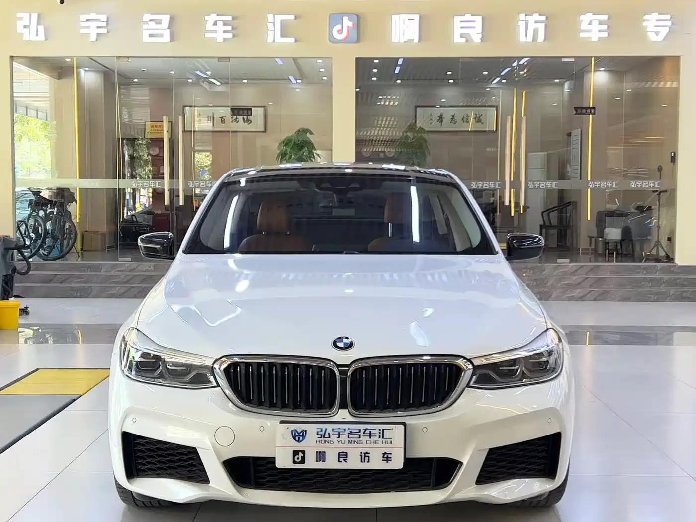 BMW 6 Series GT 2018 630i M Sport Package фото 26