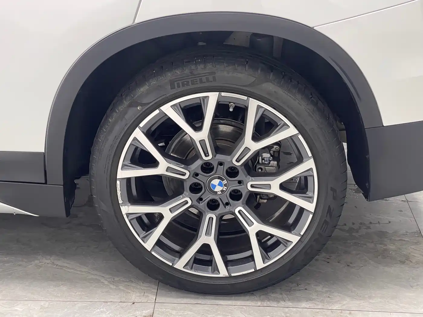 BMW X1 2020 xDrive25Li Premium Edition фото 19