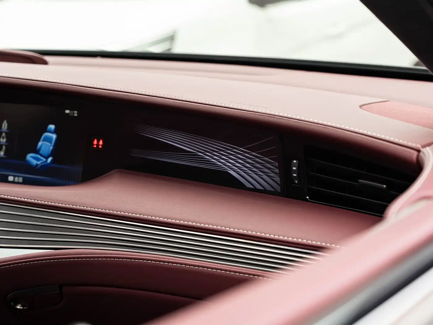 Фото 20 - Lexus LS