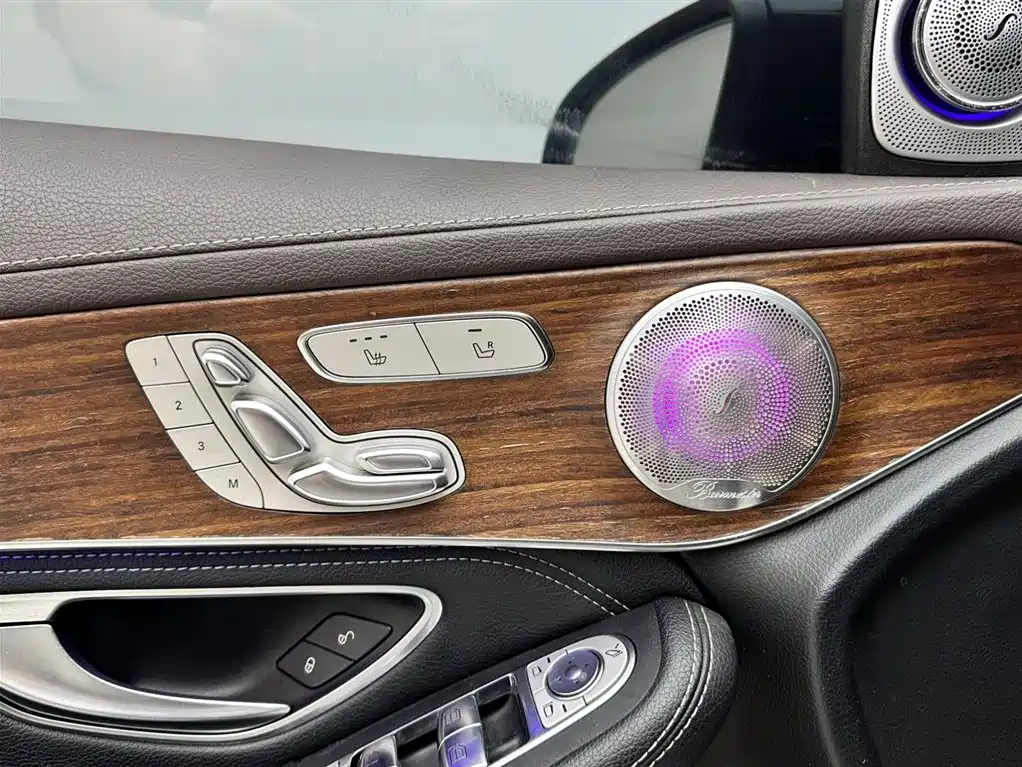 Mercedes-Benz GLC 2020 GLC 300 L 4MATIC Luxury фото 15