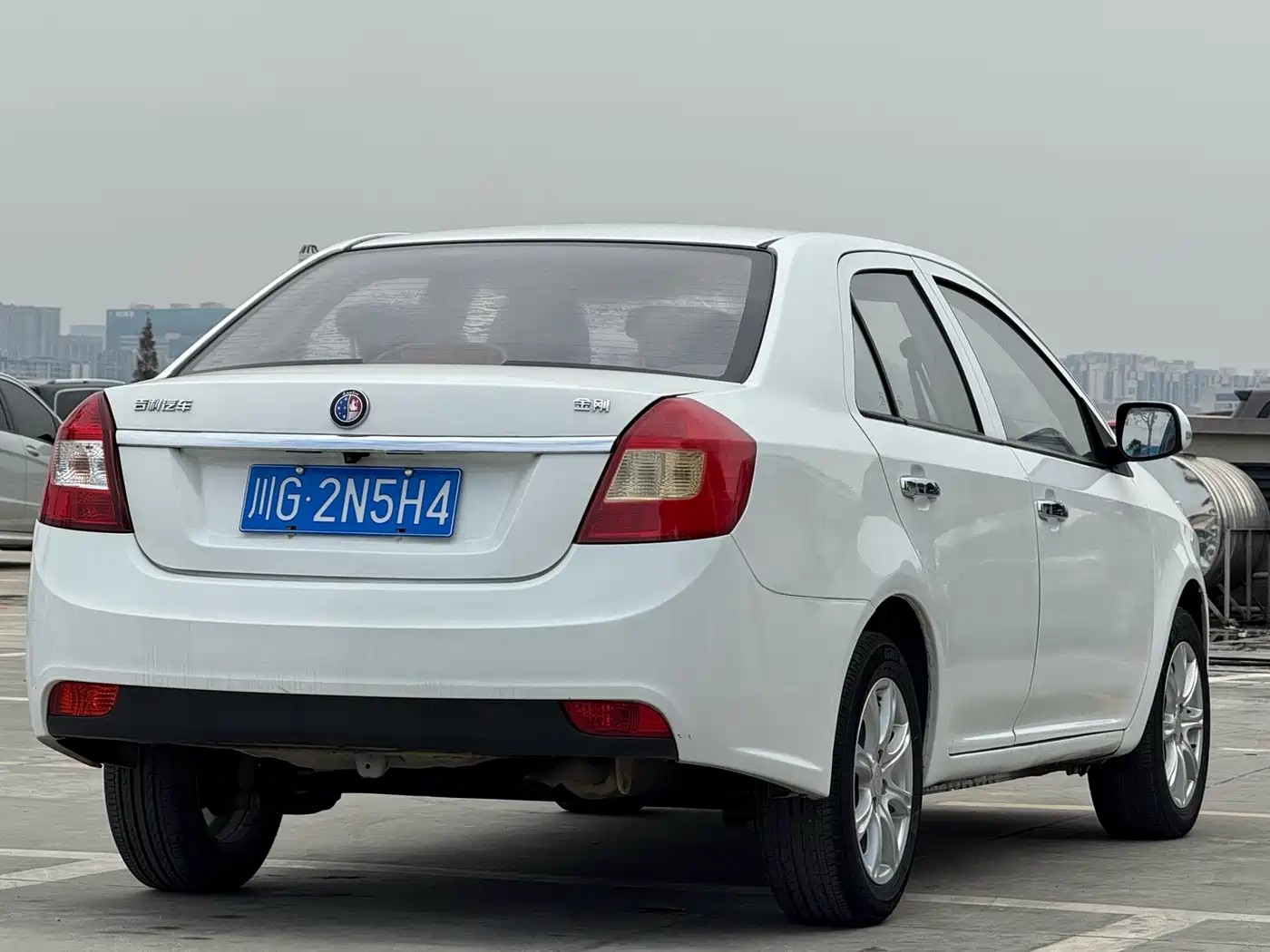 GEELY AUTOMOBILE KING KONG