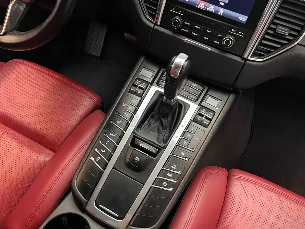 Porsche Macan 2017 Macan S 3.0T фото 15